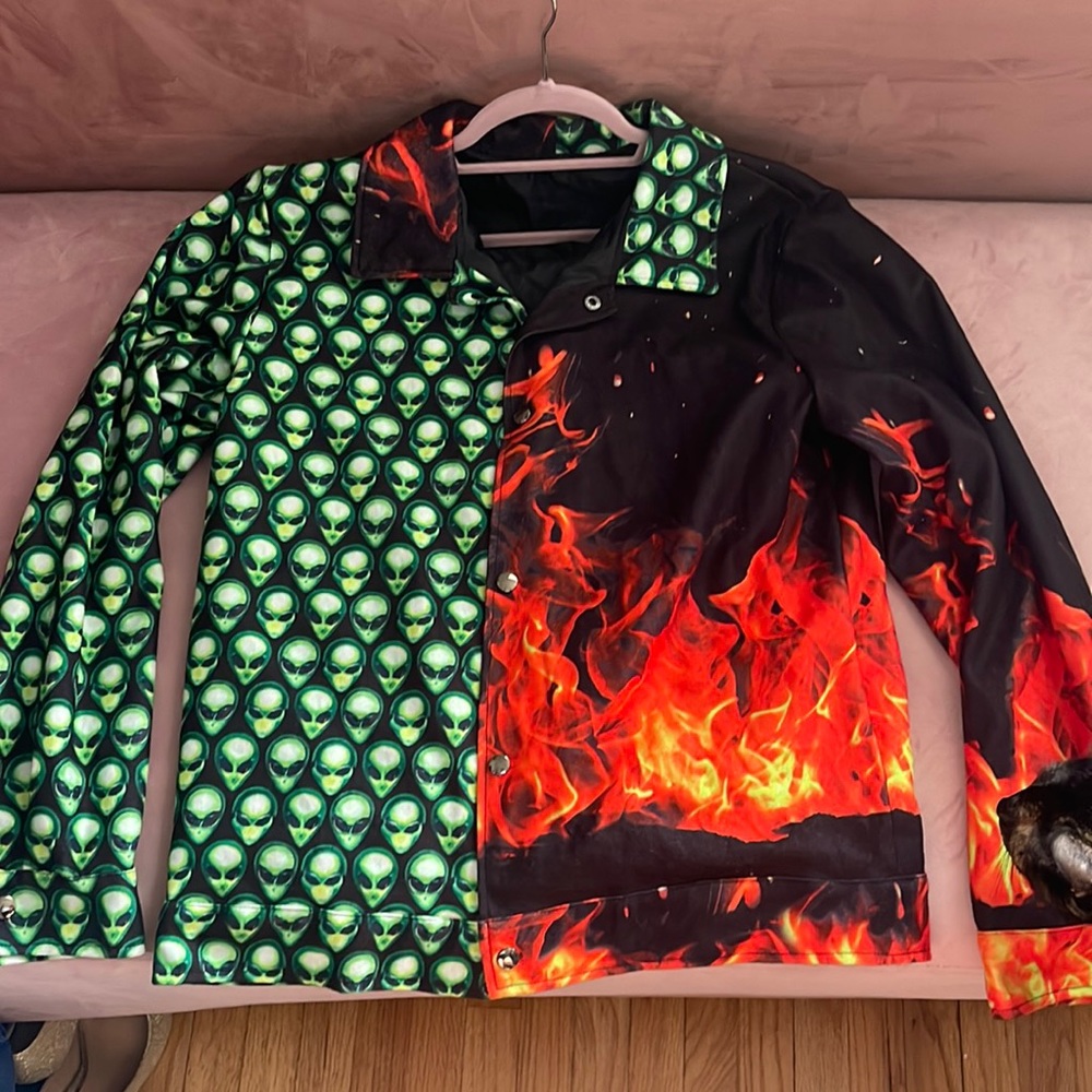 Half Alien Half Flames Button Up Jacket Size Xl - image 1